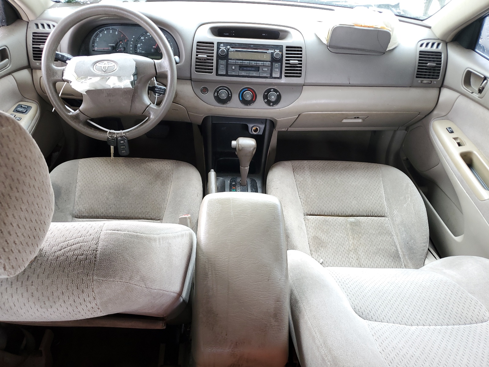 4T1BE32K63U678352 2003 Toyota Camry Le