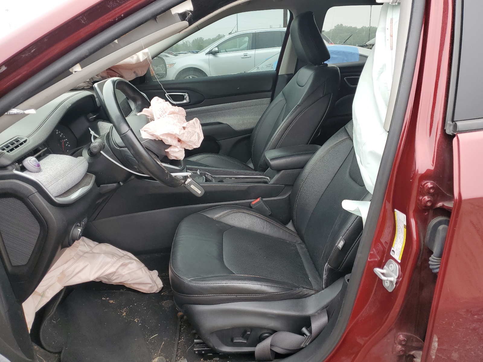 3C4NJDFB9NT150377 2022 Jeep Compass Latitude Lux