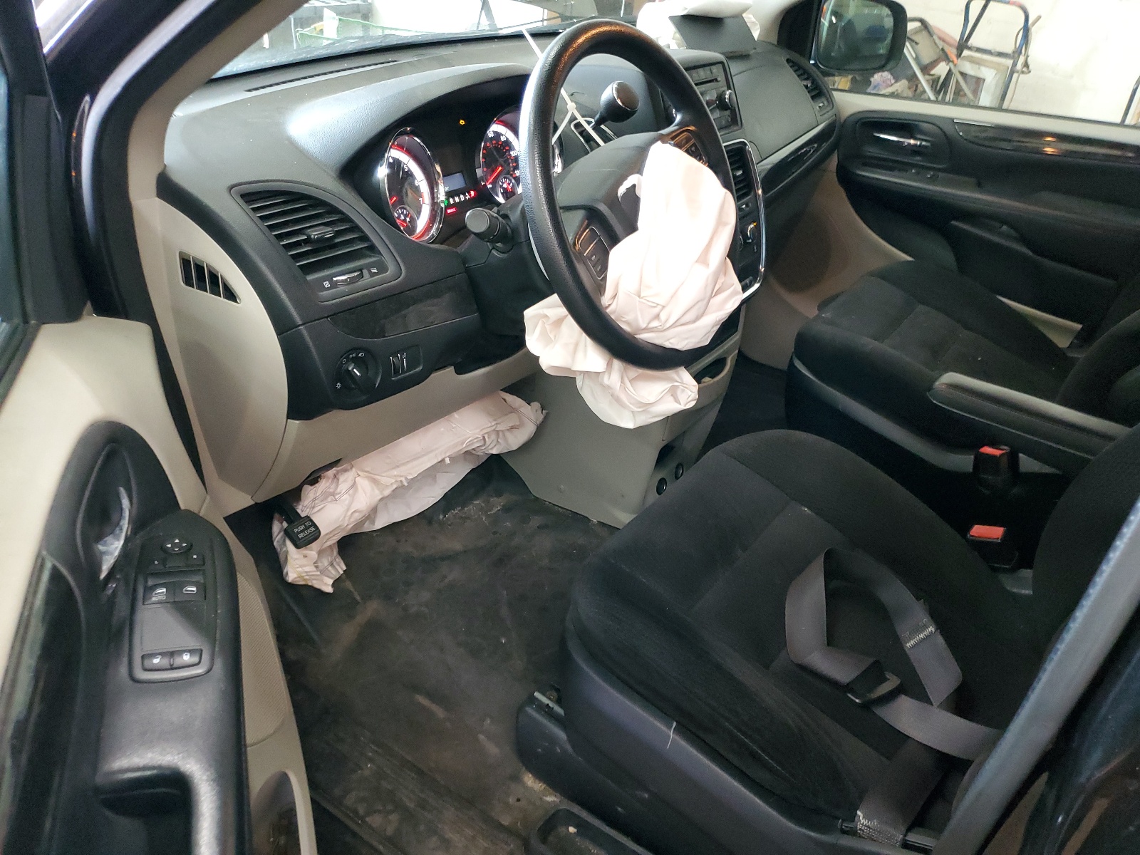 2C4JRGAG2ER327625 2014 Ram Tradesman