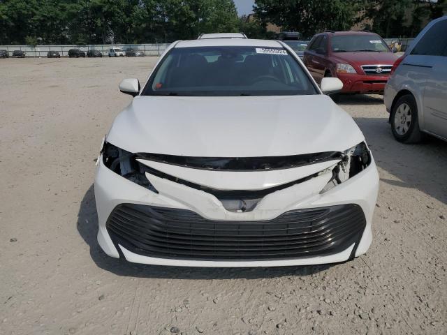  TOYOTA CAMRY 2019 Білий