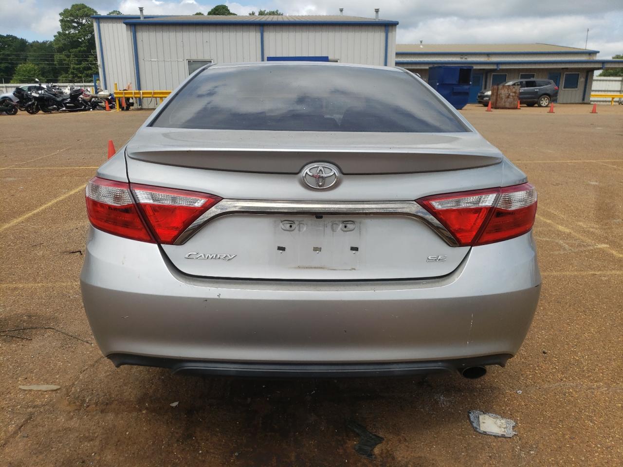 2015 Toyota Camry Le VIN: 4T1BF1FK6FU007666 Lot: 60635854