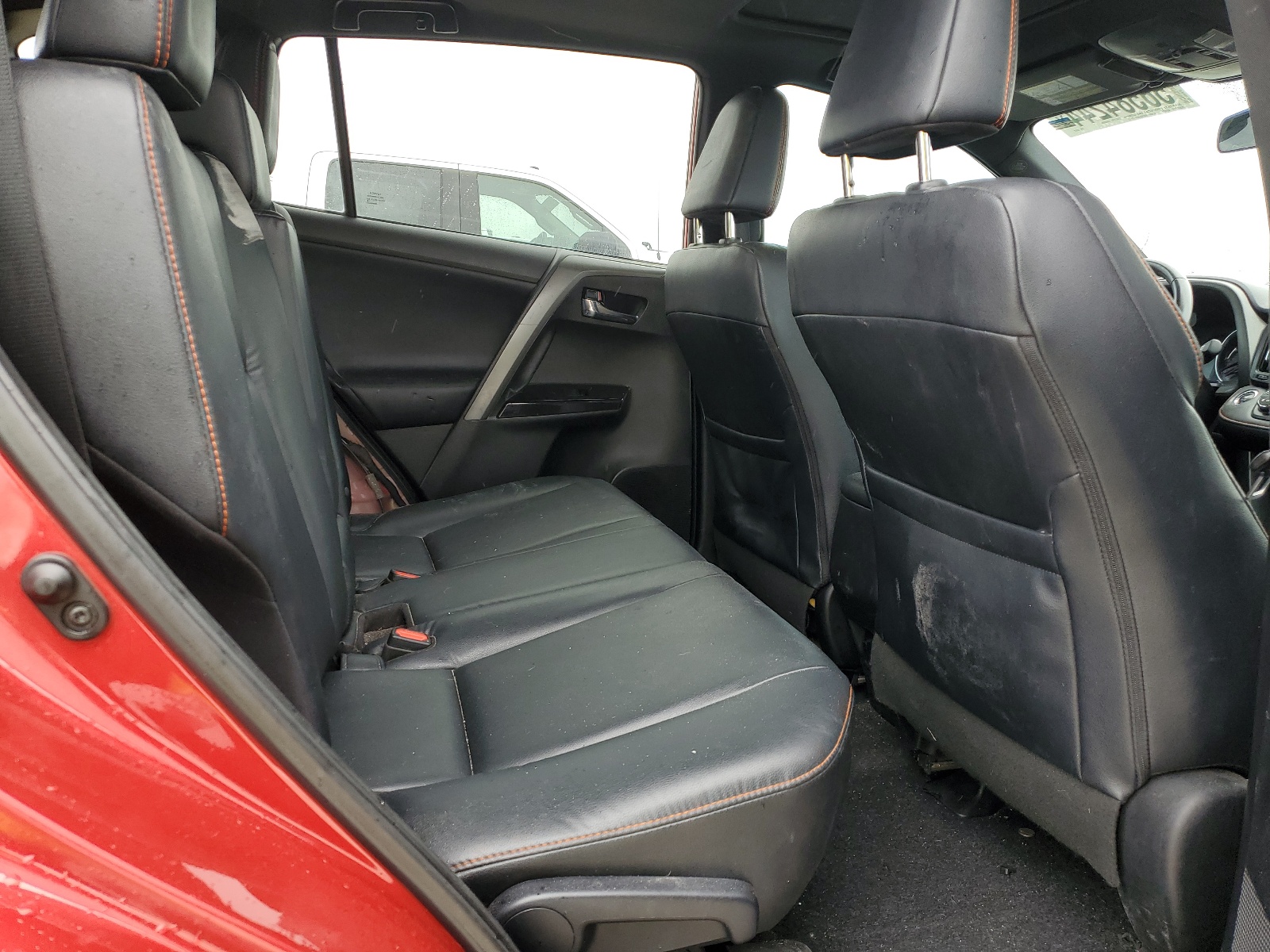 2T3NFREV8HW330067 2017 Toyota Rav4 Se