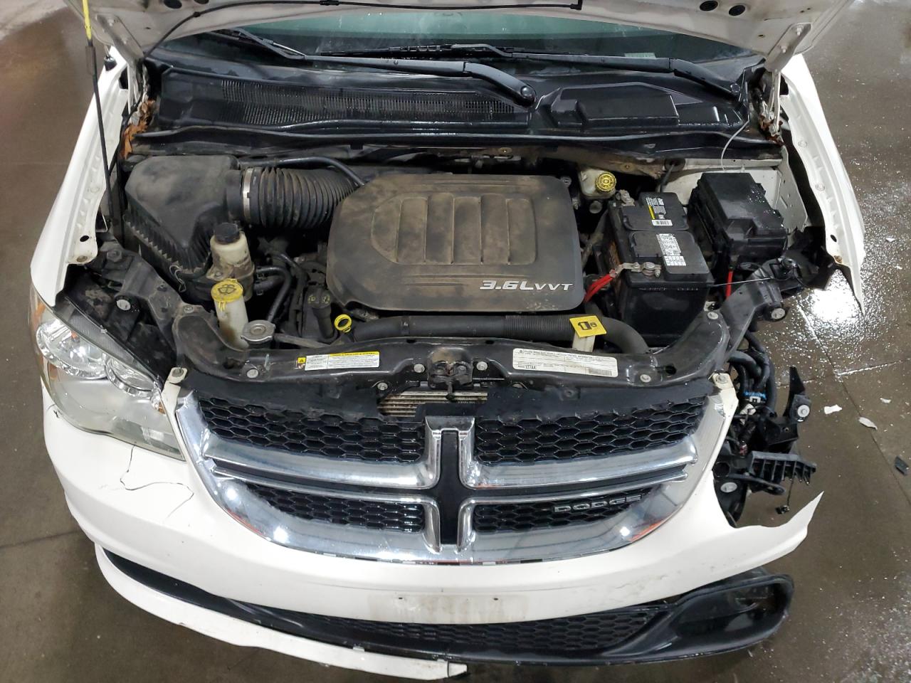 2011 Dodge Caravan - Image 12