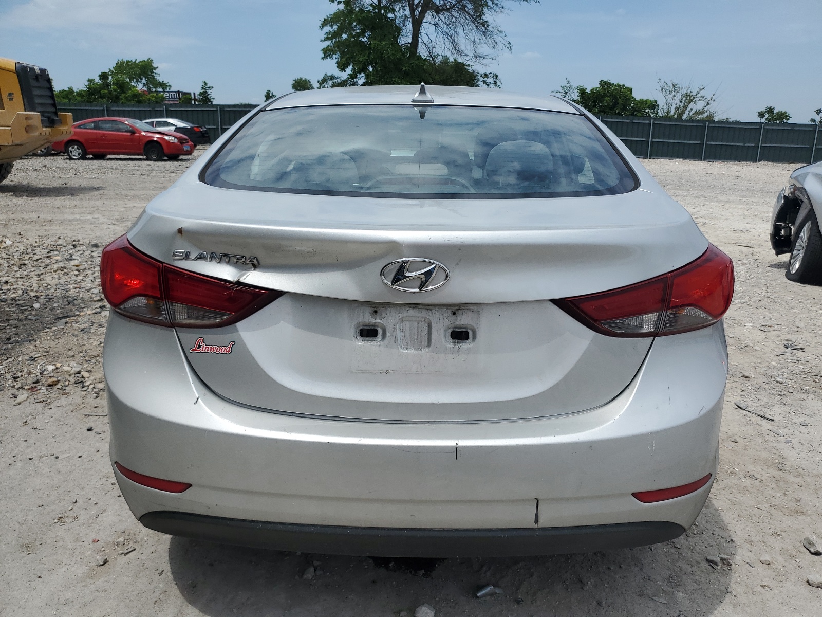 5NPDH4AE0GH793566 2016 Hyundai Elantra Se