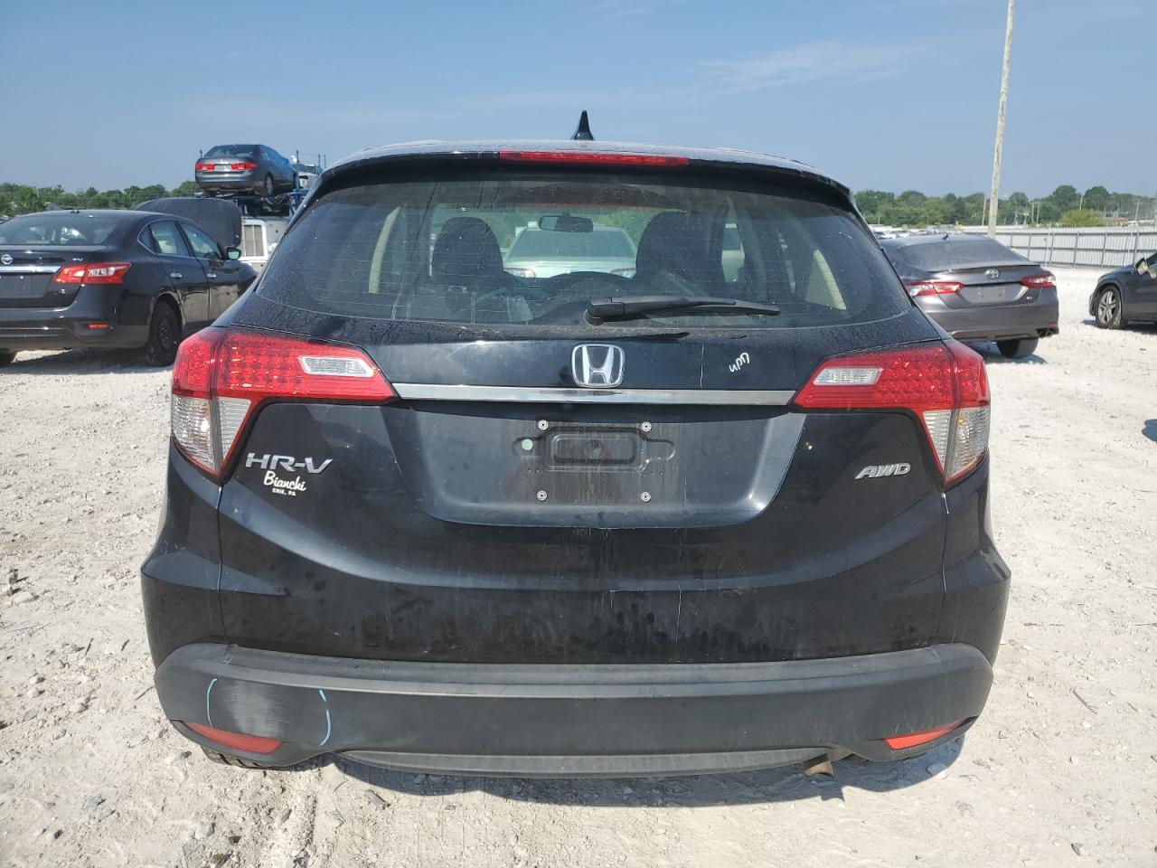 2021 Honda Hr-V Lx VIN: 3CZRU6H31MM741302 Lot: 59345804