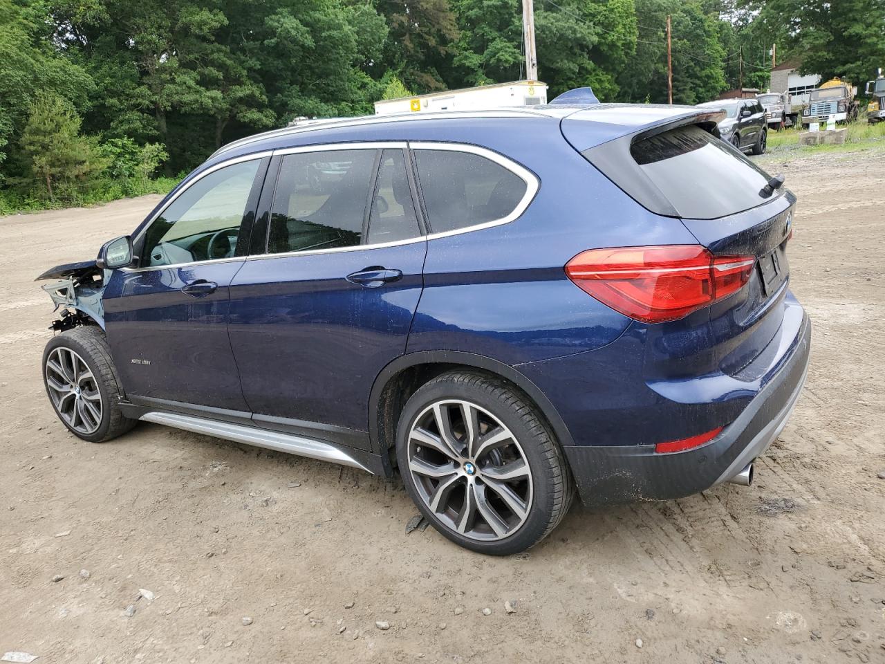 WBXHT3C32G5E48373 2016 BMW X1 - Image 2