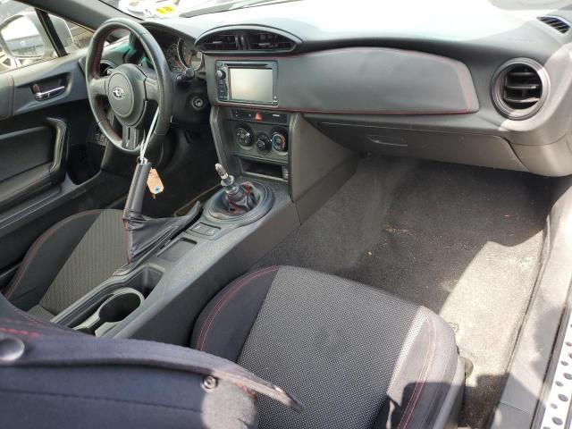  SUBARU BRZ 2013 Серебристый