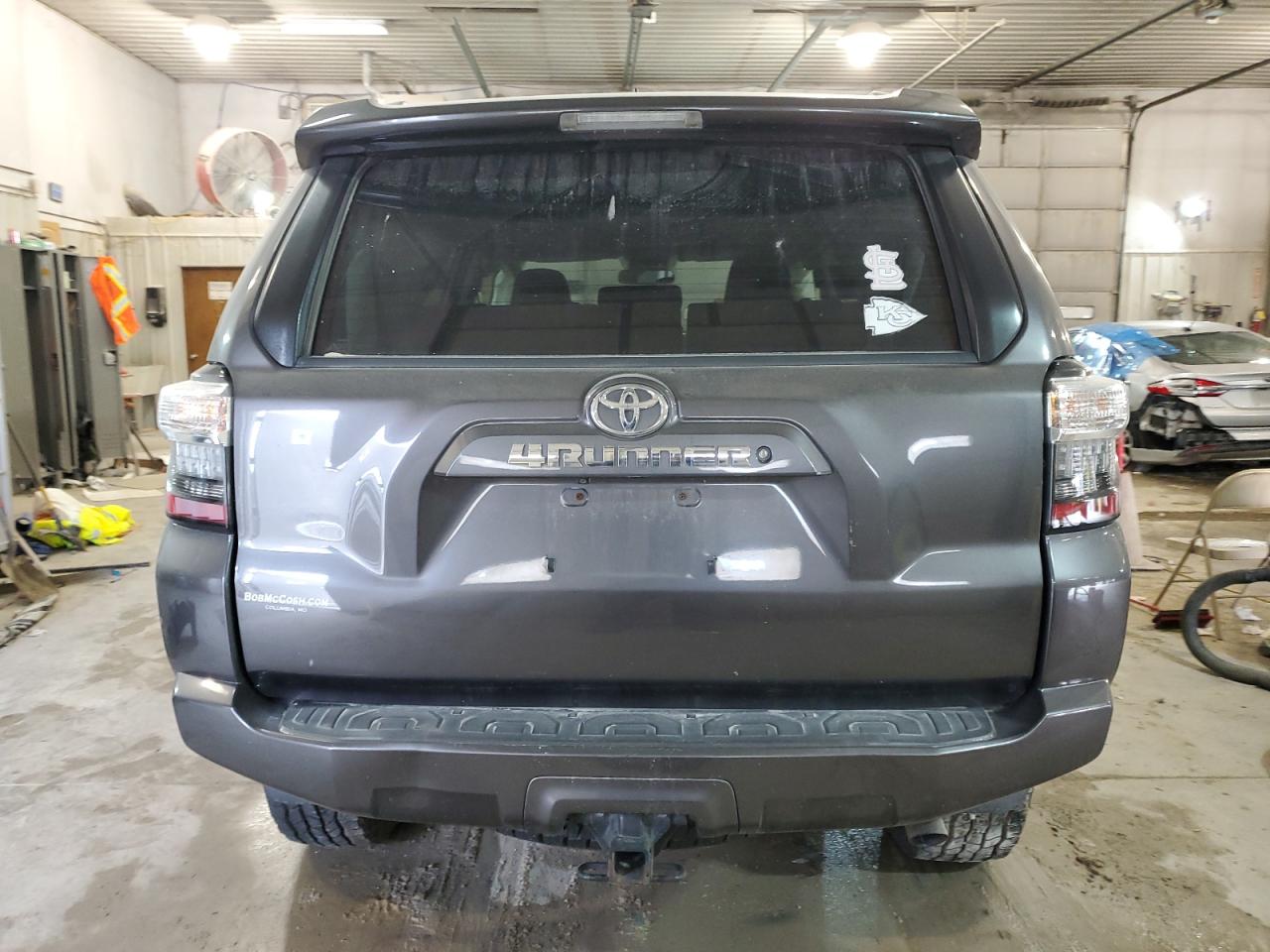 2015 Toyota 4Runner Sr5 VIN: JTEBU5JR3F5275960 Lot: 58700194