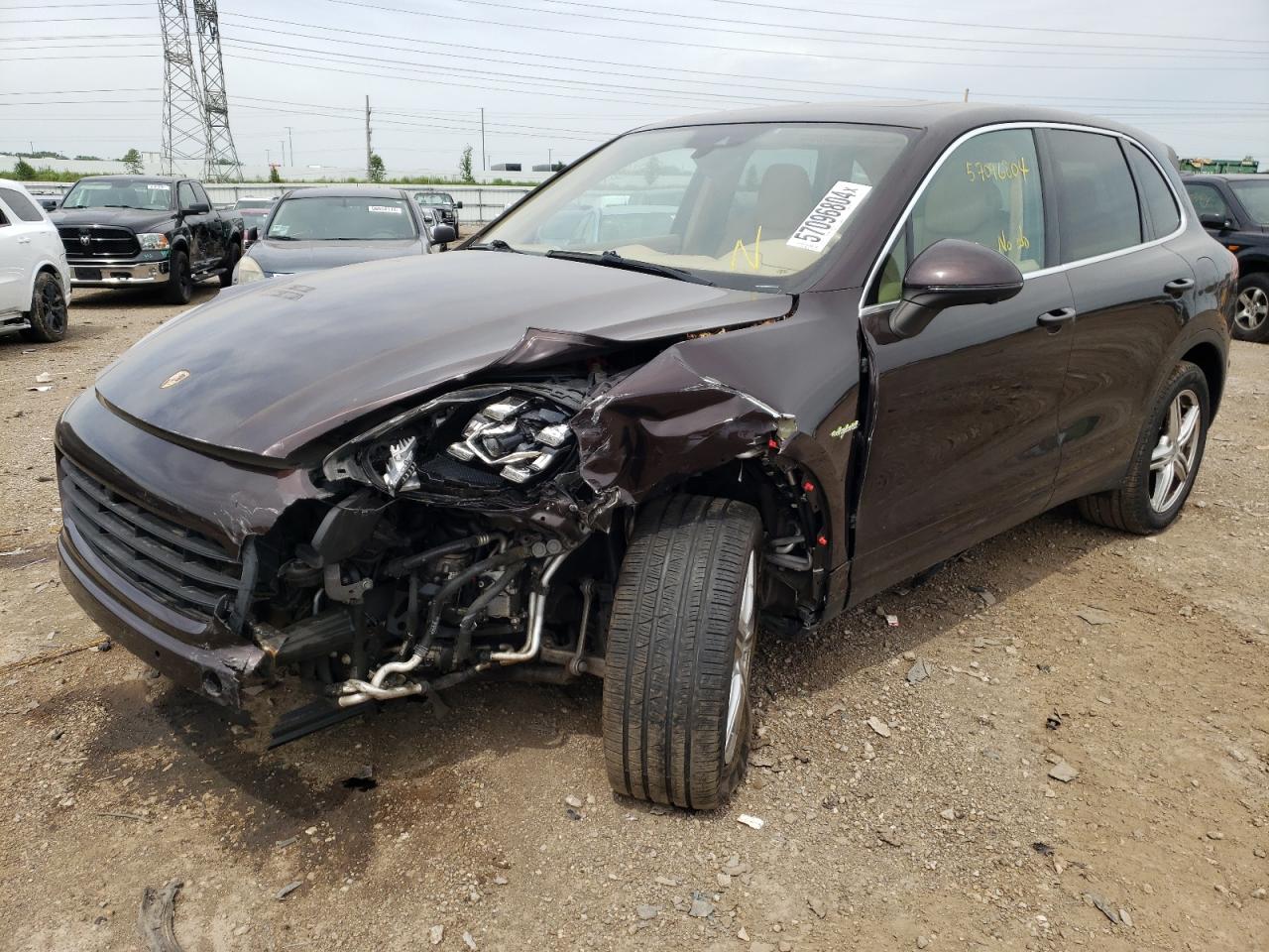 2016 PORSCHE CAYENNE