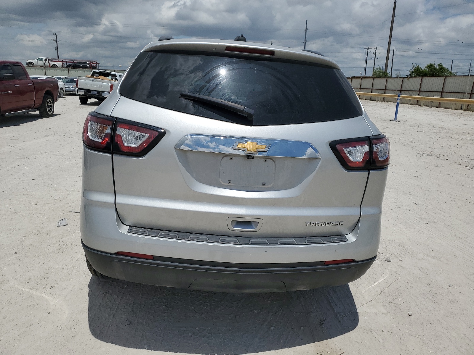 1GNKRFED0GJ256356 2016 Chevrolet Traverse Ls