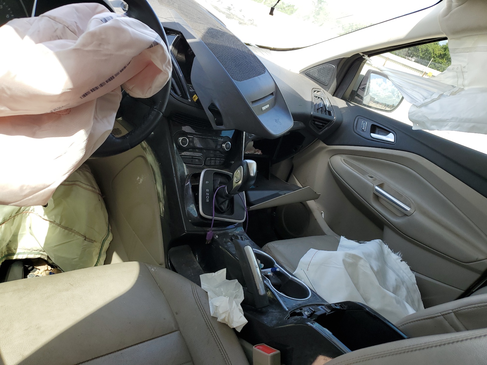 1FMCU0J9XEUB00424 2014 Ford Escape Titanium