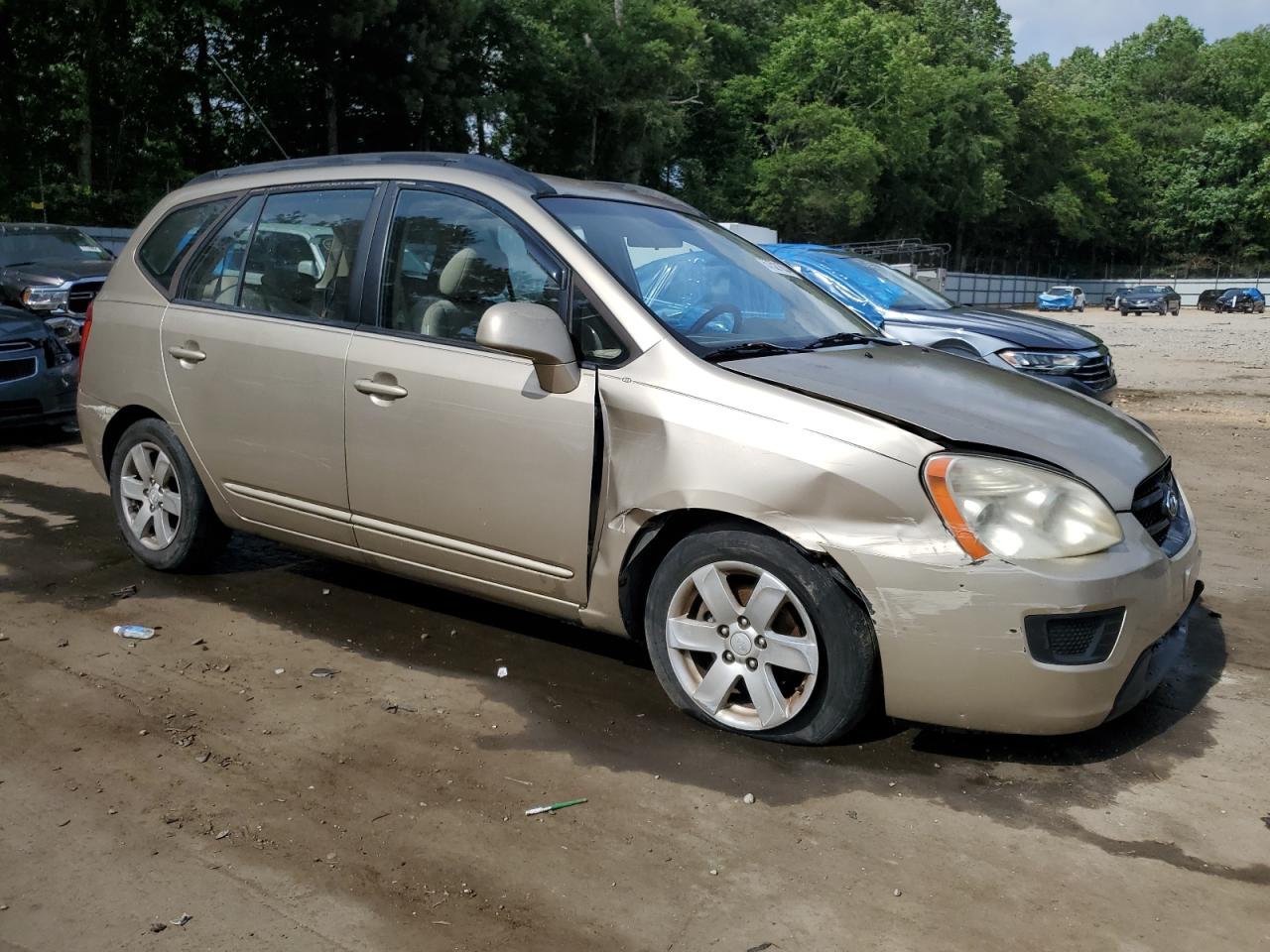 2008 Kia Rondo Lx VIN: KNAFG526087123849 Lot: 57521634