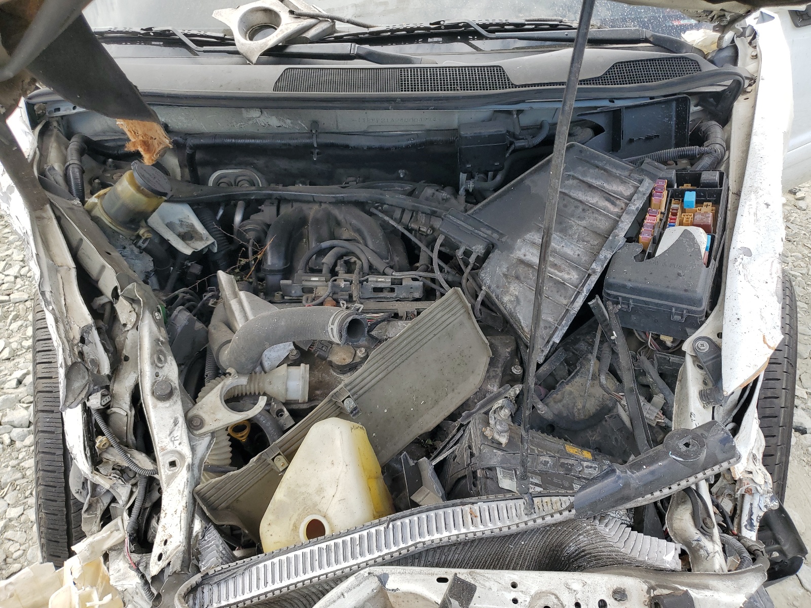 JTEEP21A940004974 2004 Toyota Highlander