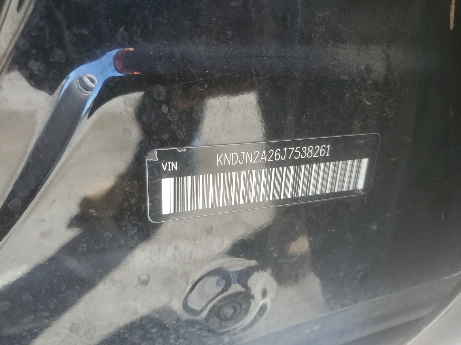 KNDJN2A26J7538261 2018 Kia Soul