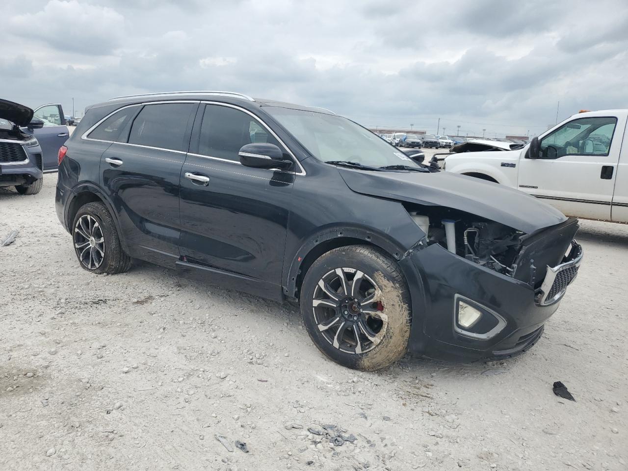 2018 Kia Sorento - Image 4