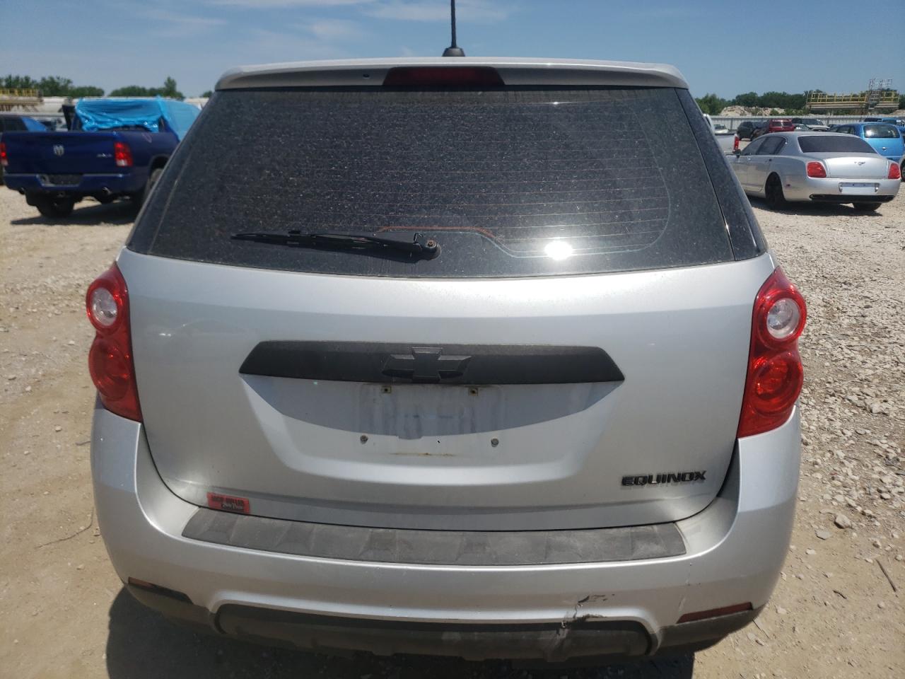 2GNALAEK2F6261052 2015 Chevrolet Equinox Ls