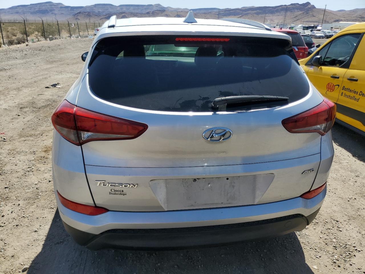 KM8J3CA43JU677080 2018 Hyundai Tucson Sel