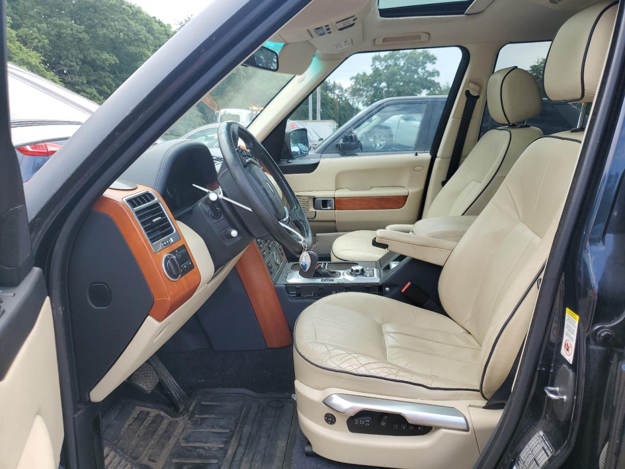 2008 Land Rover Range Rover Hse VIN: SALME15458A281960 Lot: 57660124