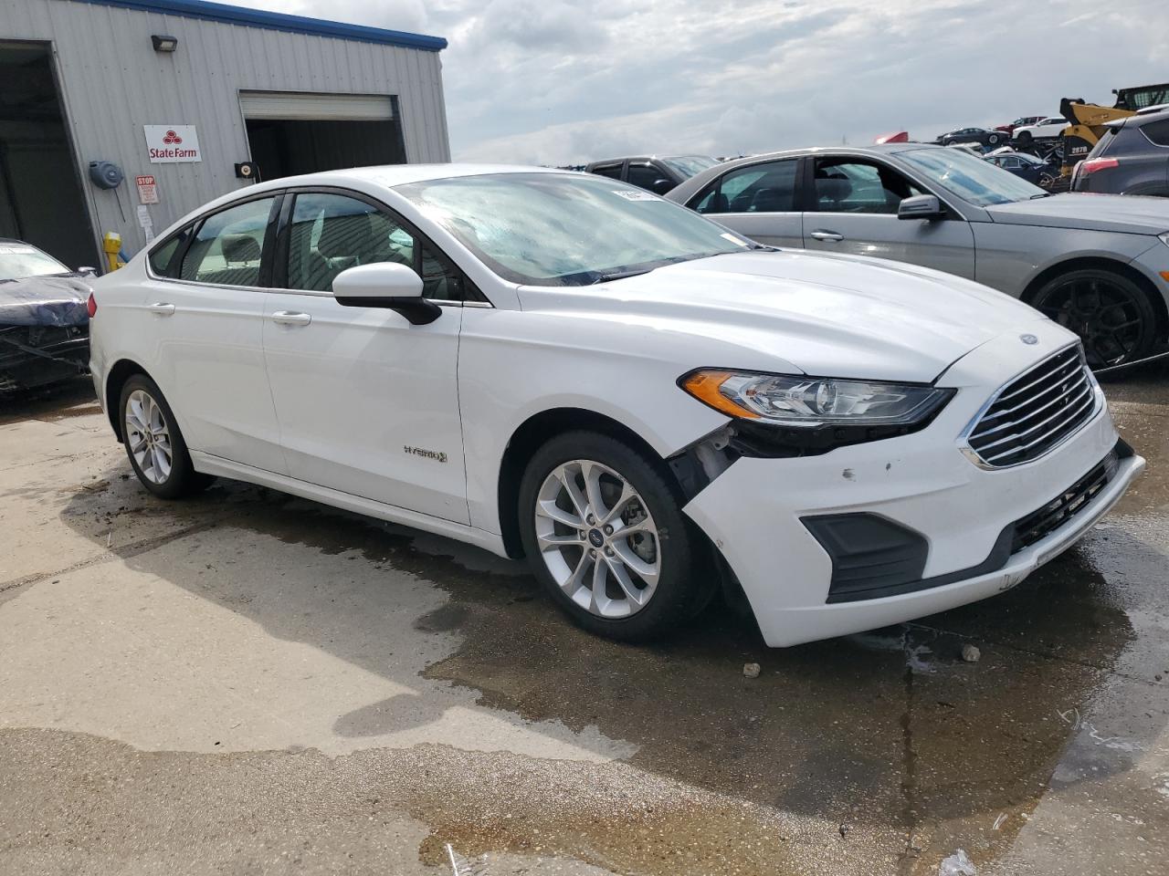 2019 Ford Fusion - Image 4