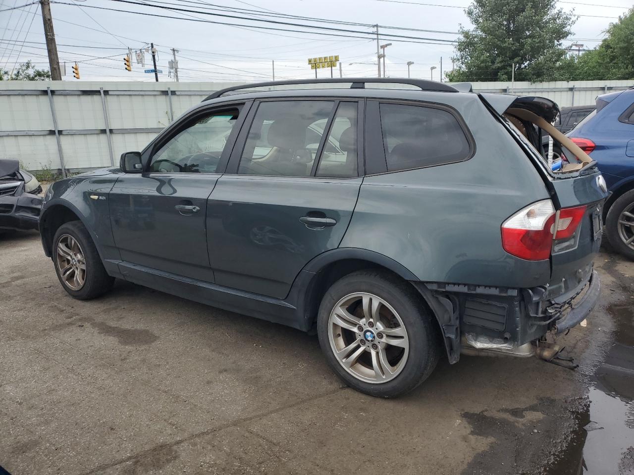 2005 BMW X3 - Image 2