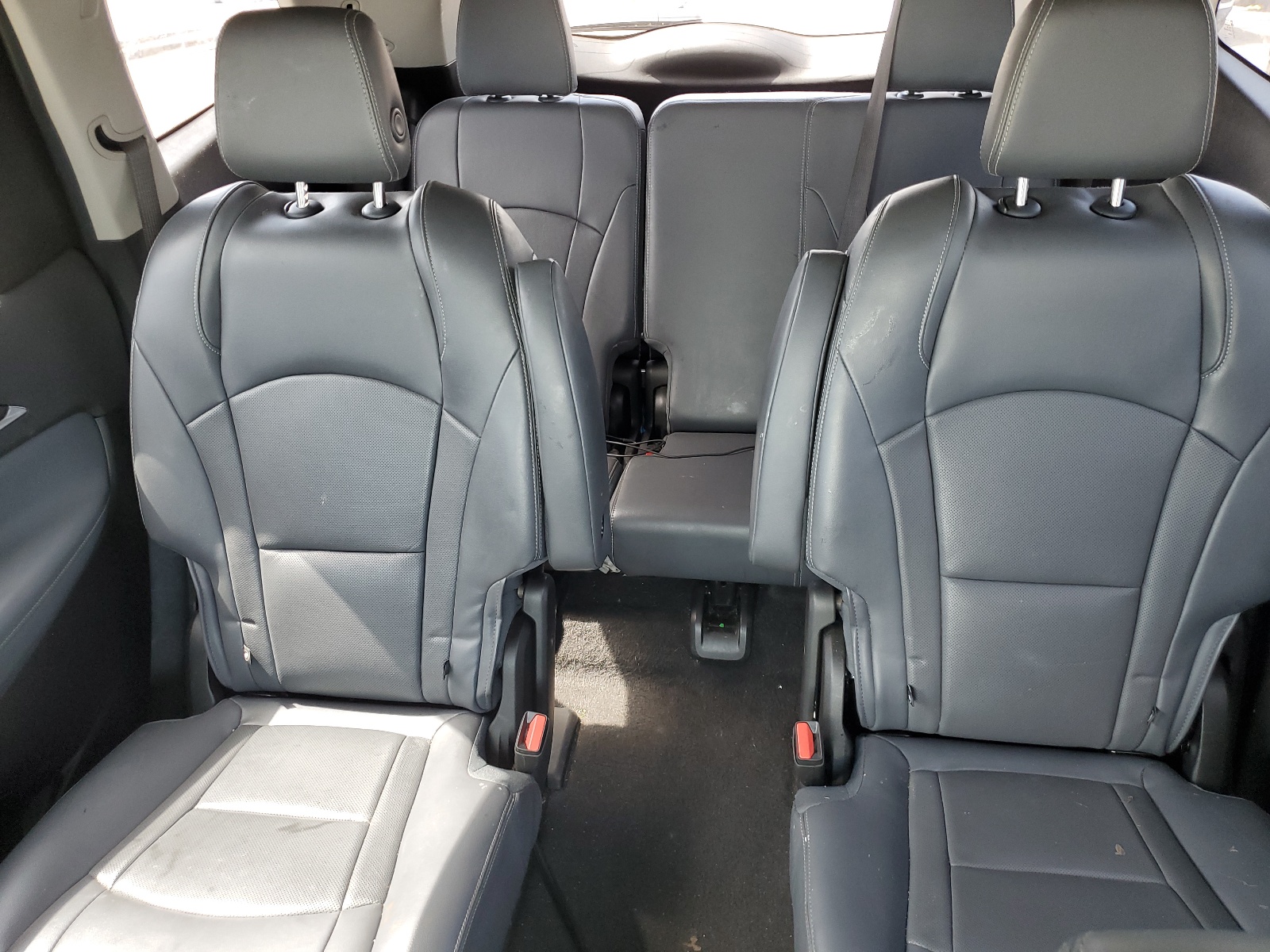 5GAERBKW6JJ146442 2018 Buick Enclave Essence