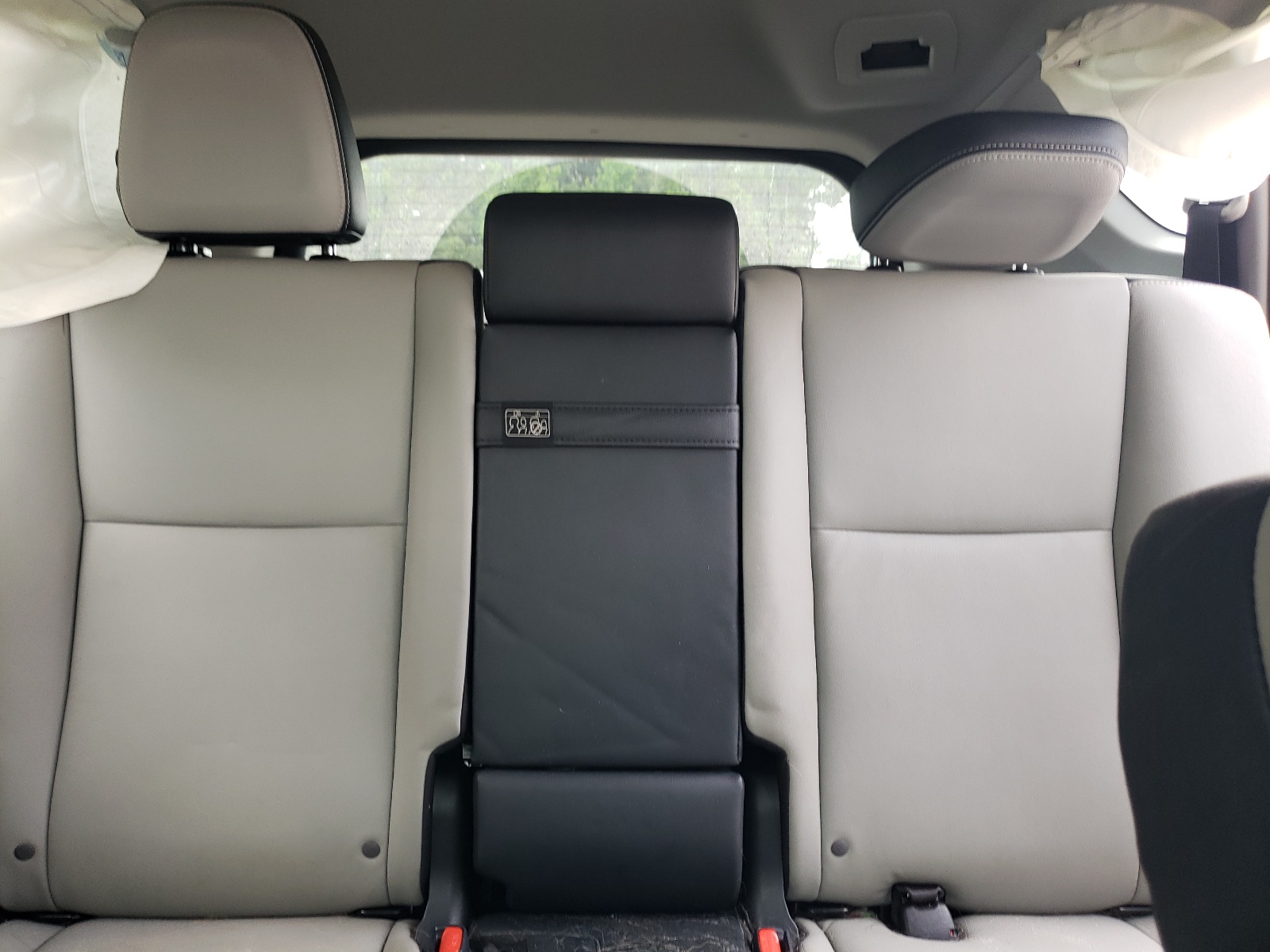 JTMDJREV9HD104403 2017 Toyota Rav4 Hv Limited