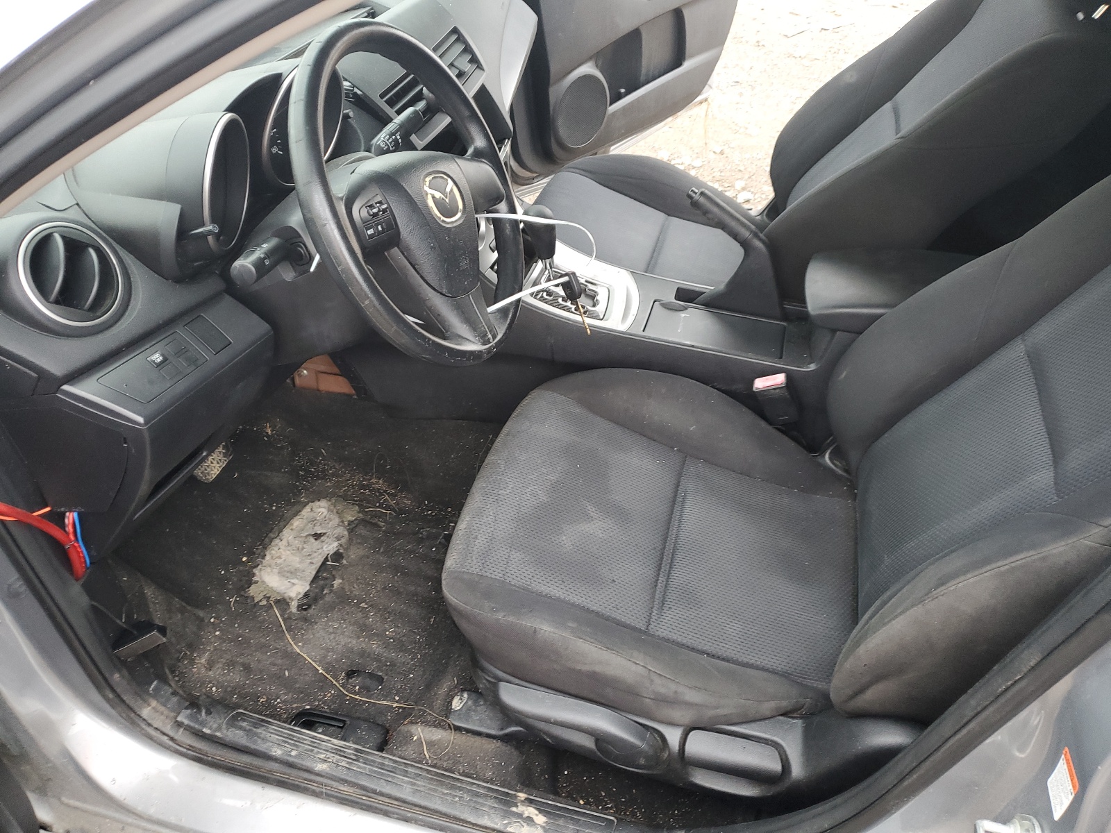 JM1BL1UFXB1438252 2011 Mazda 3 I