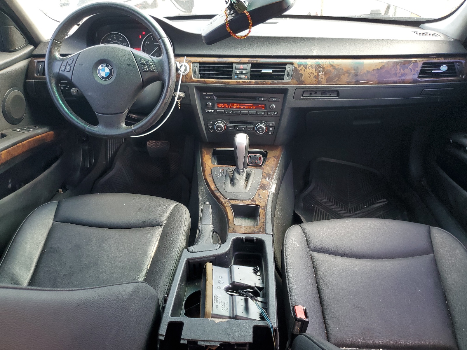 WBAVA33538KX86918 2008 BMW 328 I