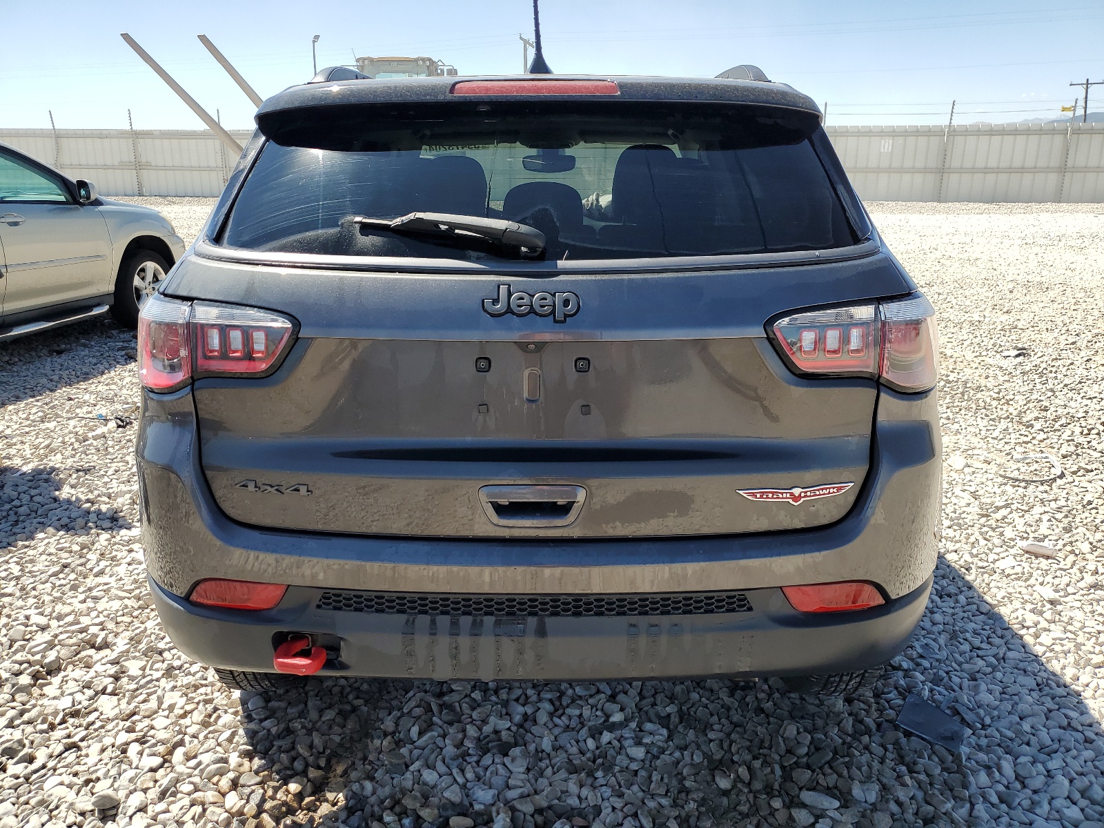 2018 Jeep Compass Trailhawk vin: 3C4NJDDB1JT465512