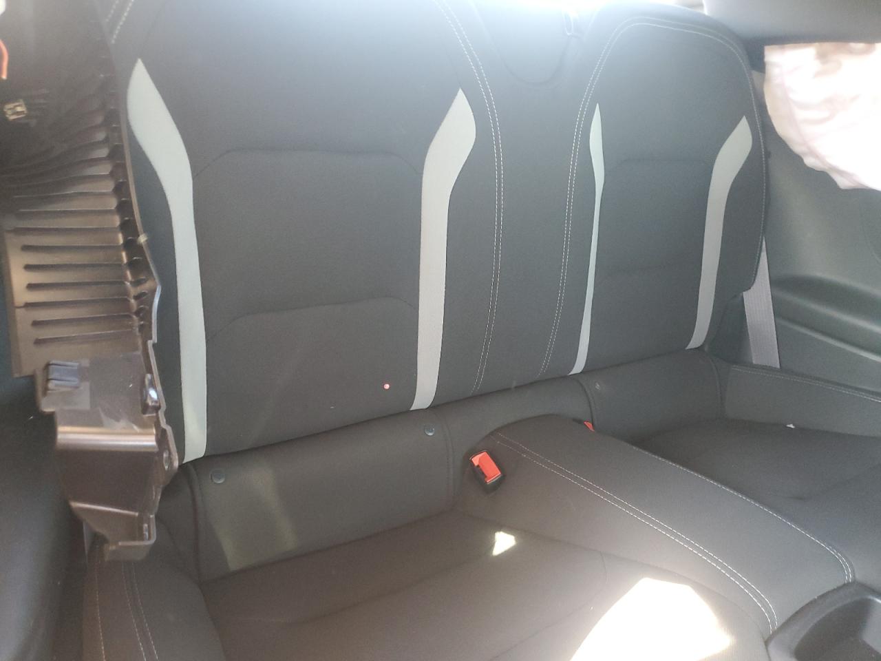 2017 Chevrolet Camaro Lt VIN: 1G1FB1RX8H0164787 Lot: 60134194