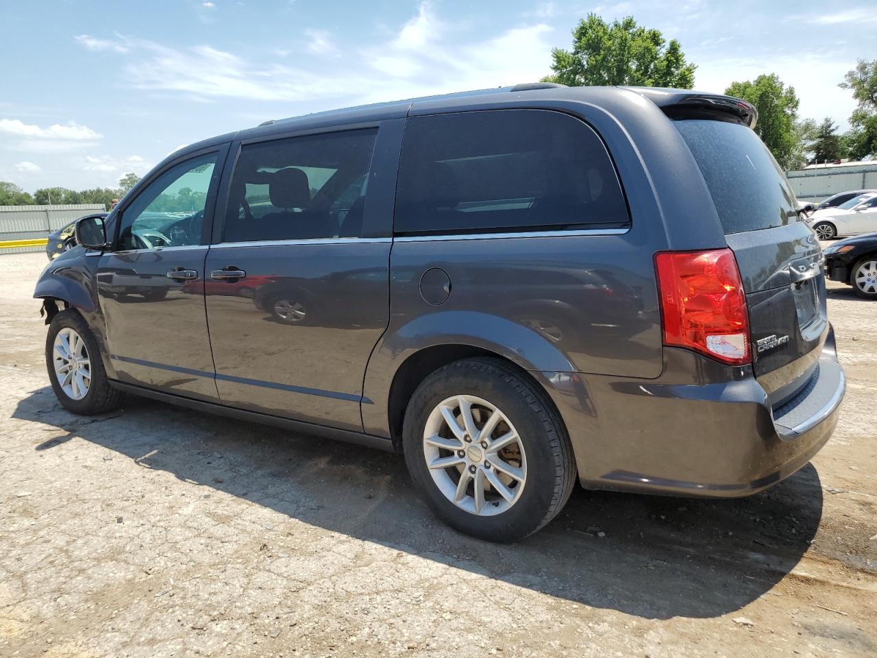 2C4RDGCG9JR342390 2018 Dodge Grand Caravan Sxt