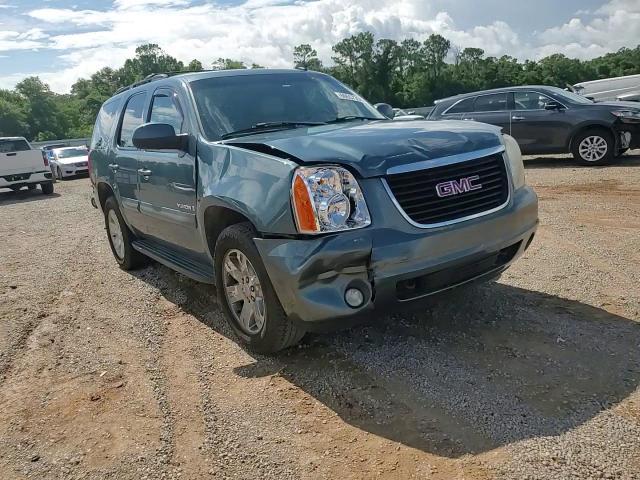 2008 GMC Yukon VIN: 1GKFC13JX8R180935 Lot: 60657394