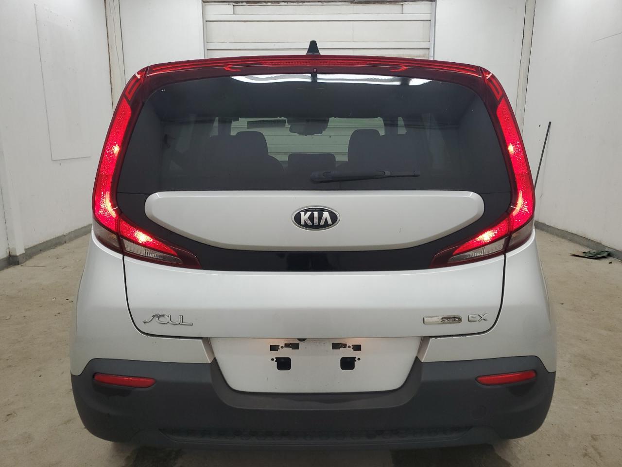 2020 Kia Soul Ex VIN: KNDJ33AU5L7735695 Lot: 61266484