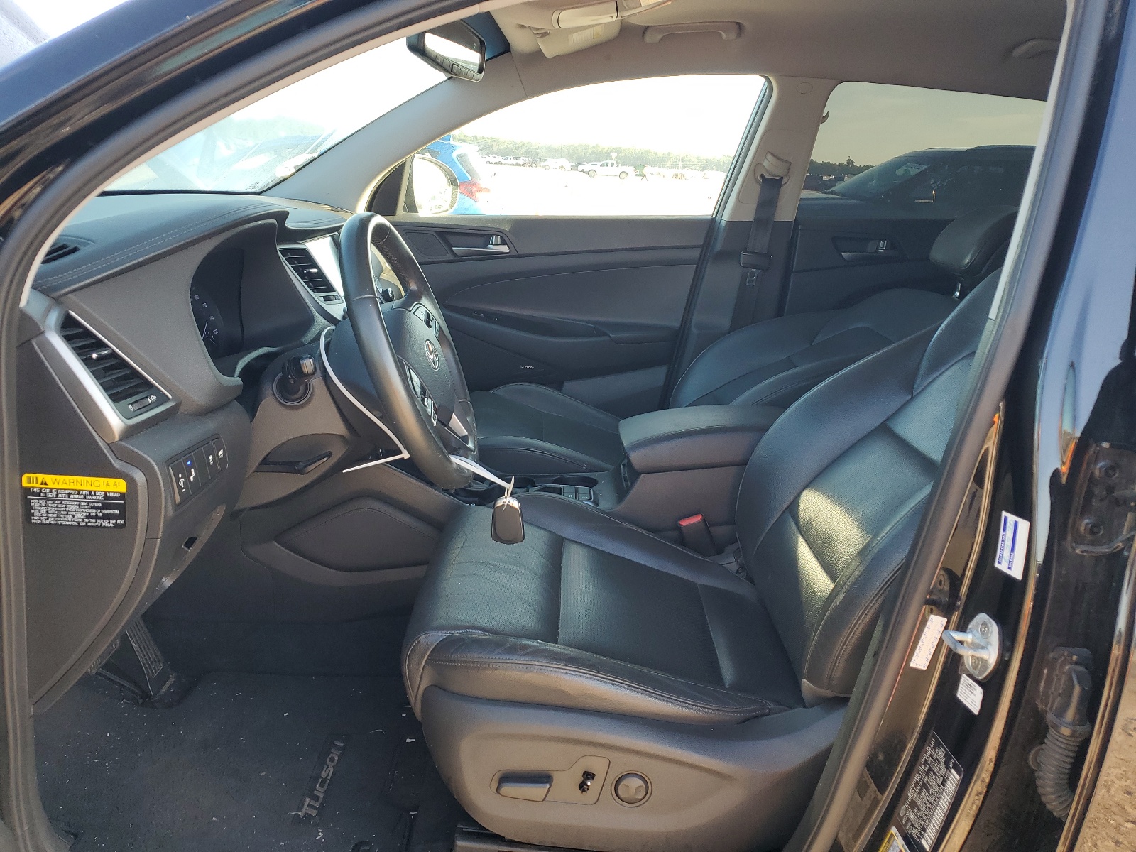 KM8J33A2XHU476544 2017 Hyundai Tucson Limited