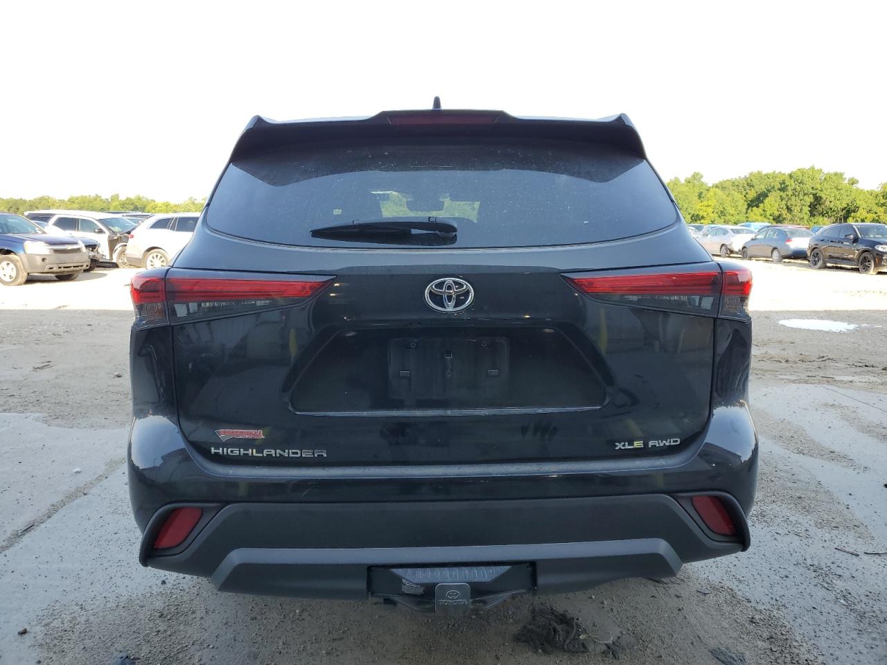 2022 Toyota Highlander Xle VIN: 5TDGZRBH7NS595140 Lot: 58865964