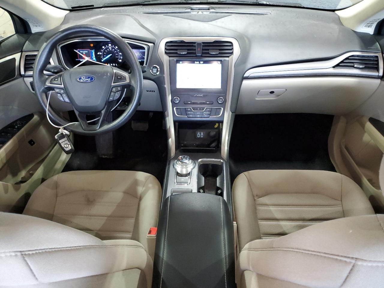 2019 Ford Fusion Se VIN: 3FA6P0LU1KR217652 Lot: 59440814