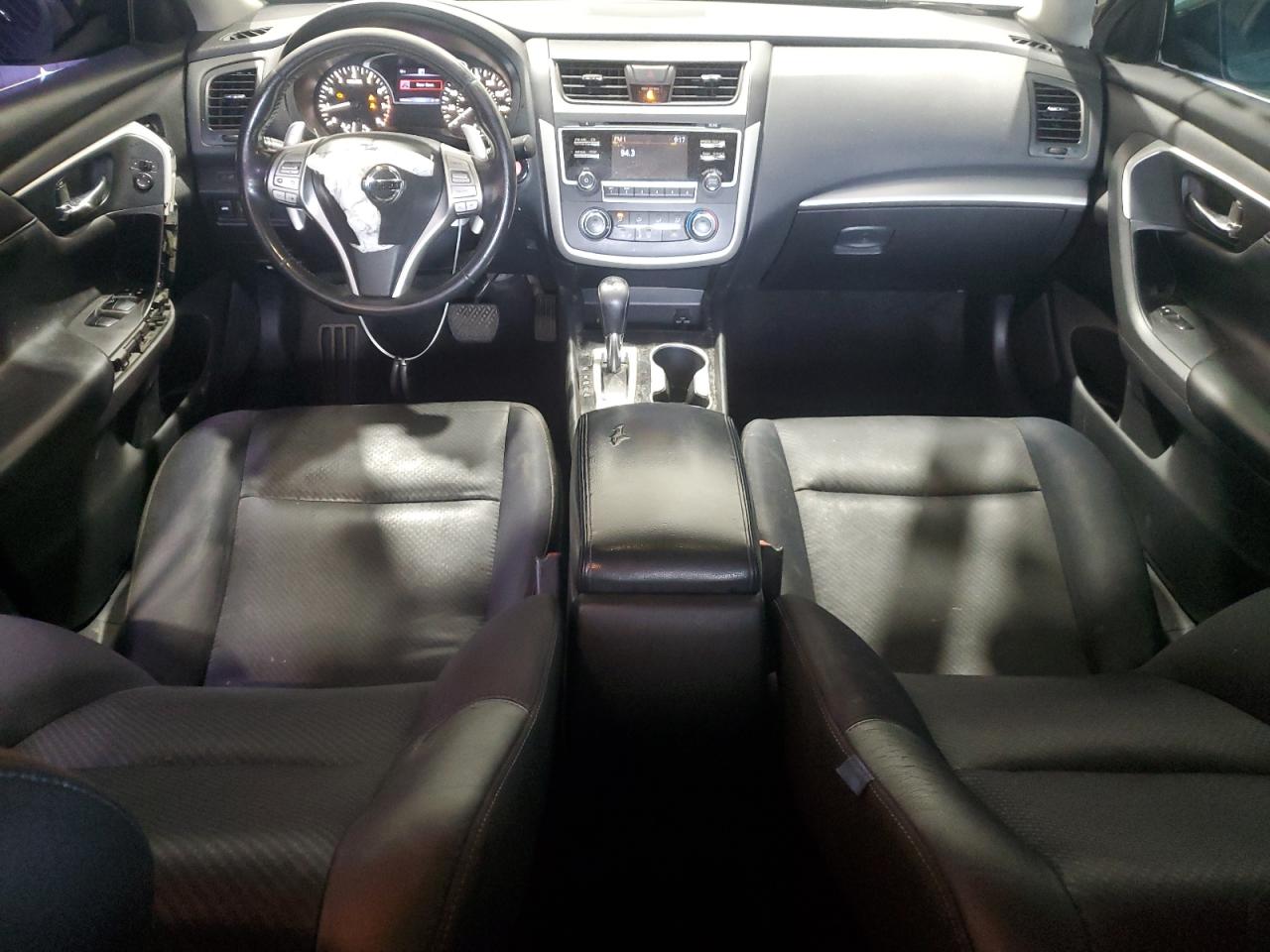 2016 Nissan Altima - Image 8