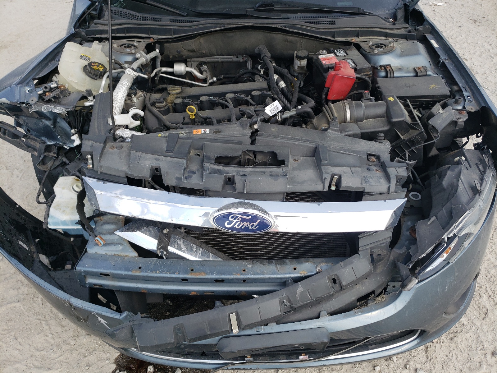 3FAHP0HA5BR229052 2011 Ford Fusion Se