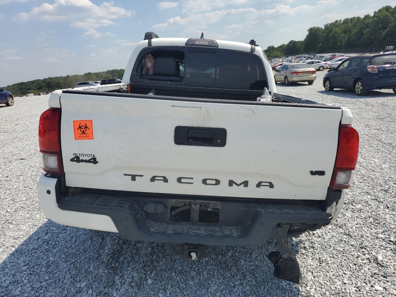 2019 Toyota Tacoma - Image 6
