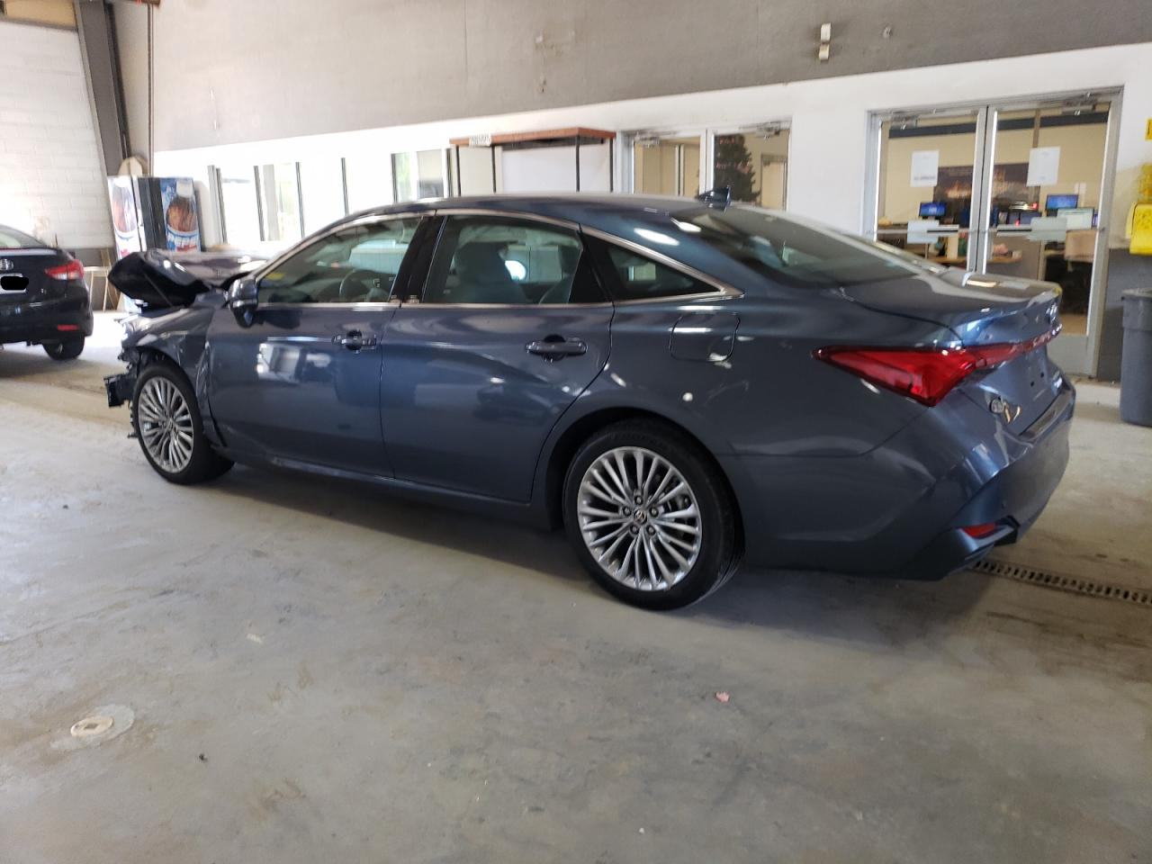 2022 Toyota Avalon Limited vin: 4T1DA1AB1NU011461