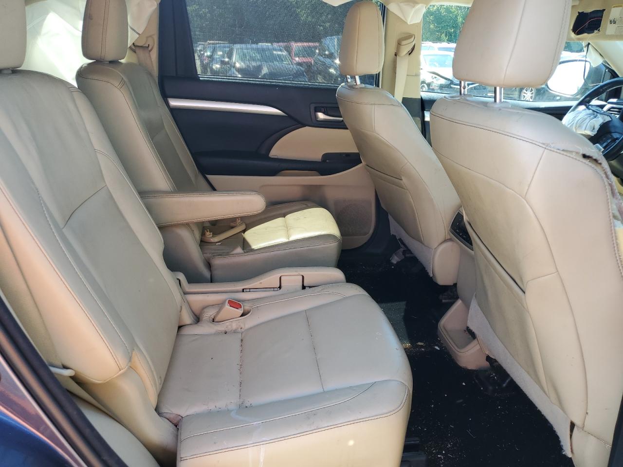 2015 Toyota Highlander Xle VIN: 5TDJKRFH9FS172646 Lot: 61193664