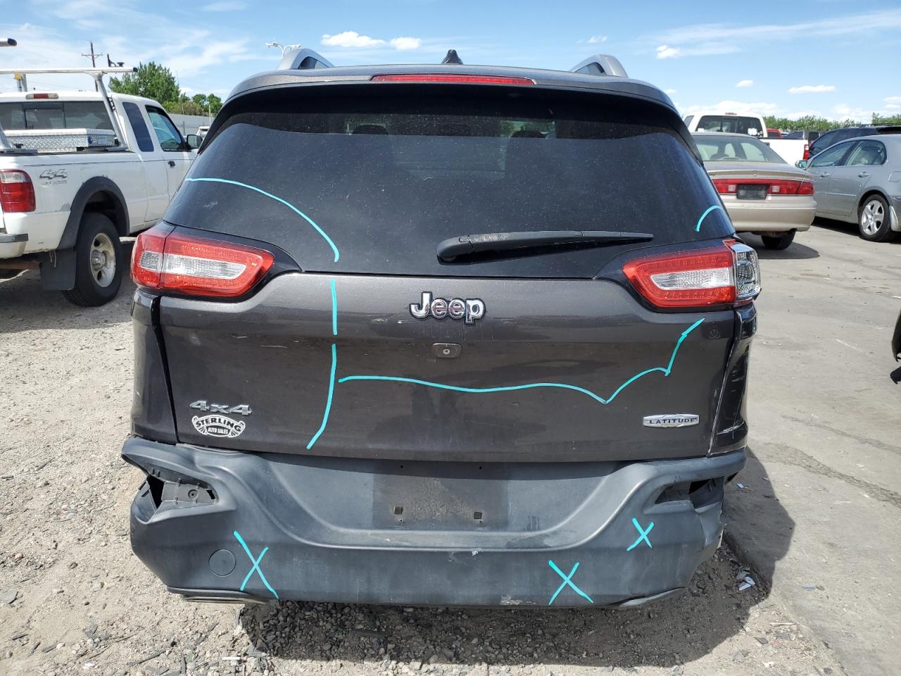 2015 Jeep Cherokee Latitude VIN: 1C4PJMCS3FW528377 Lot: 57451534