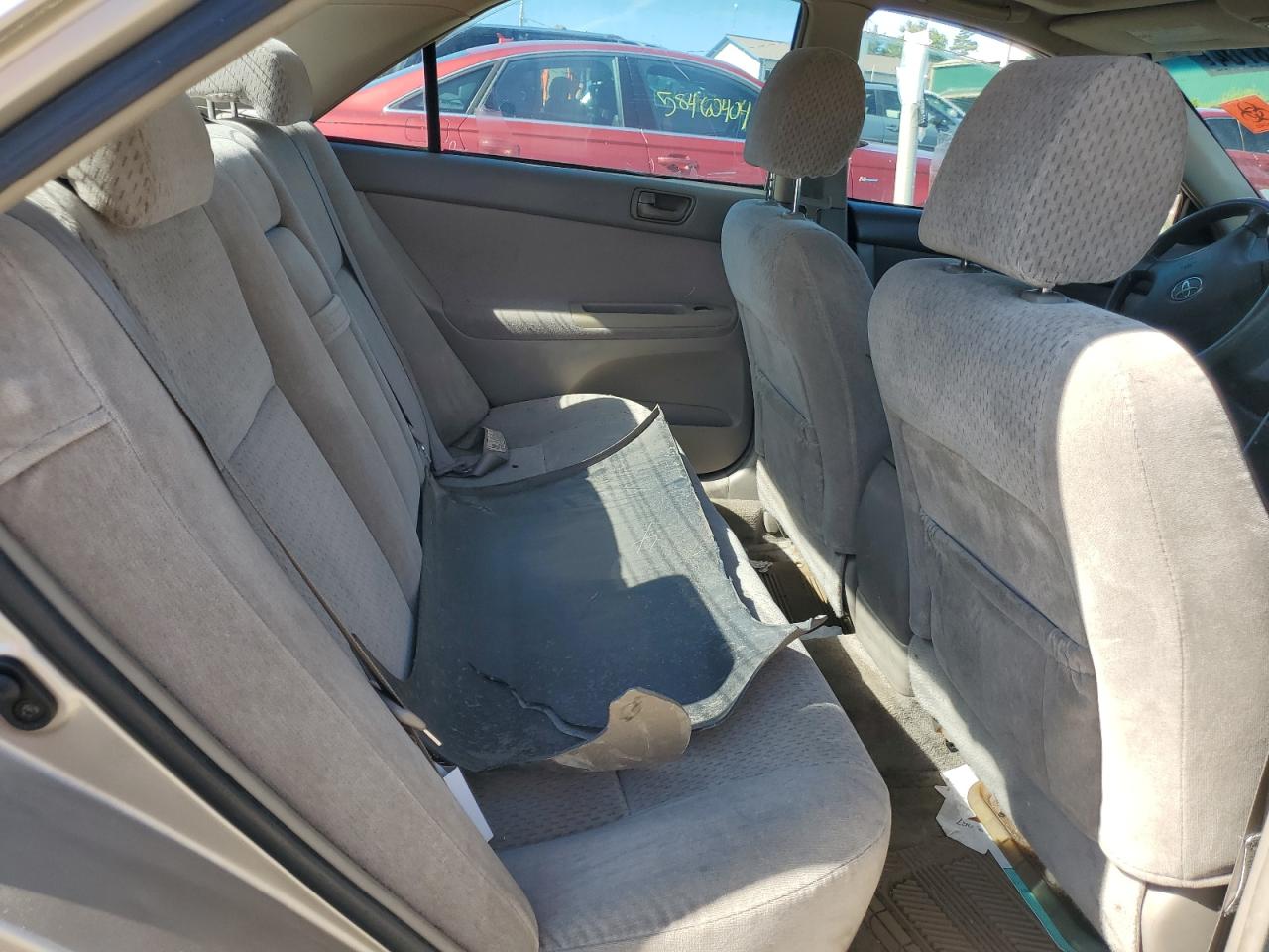 2004 Toyota Camry Le VIN: 4T1BE32K24U261828 Lot: 58518704