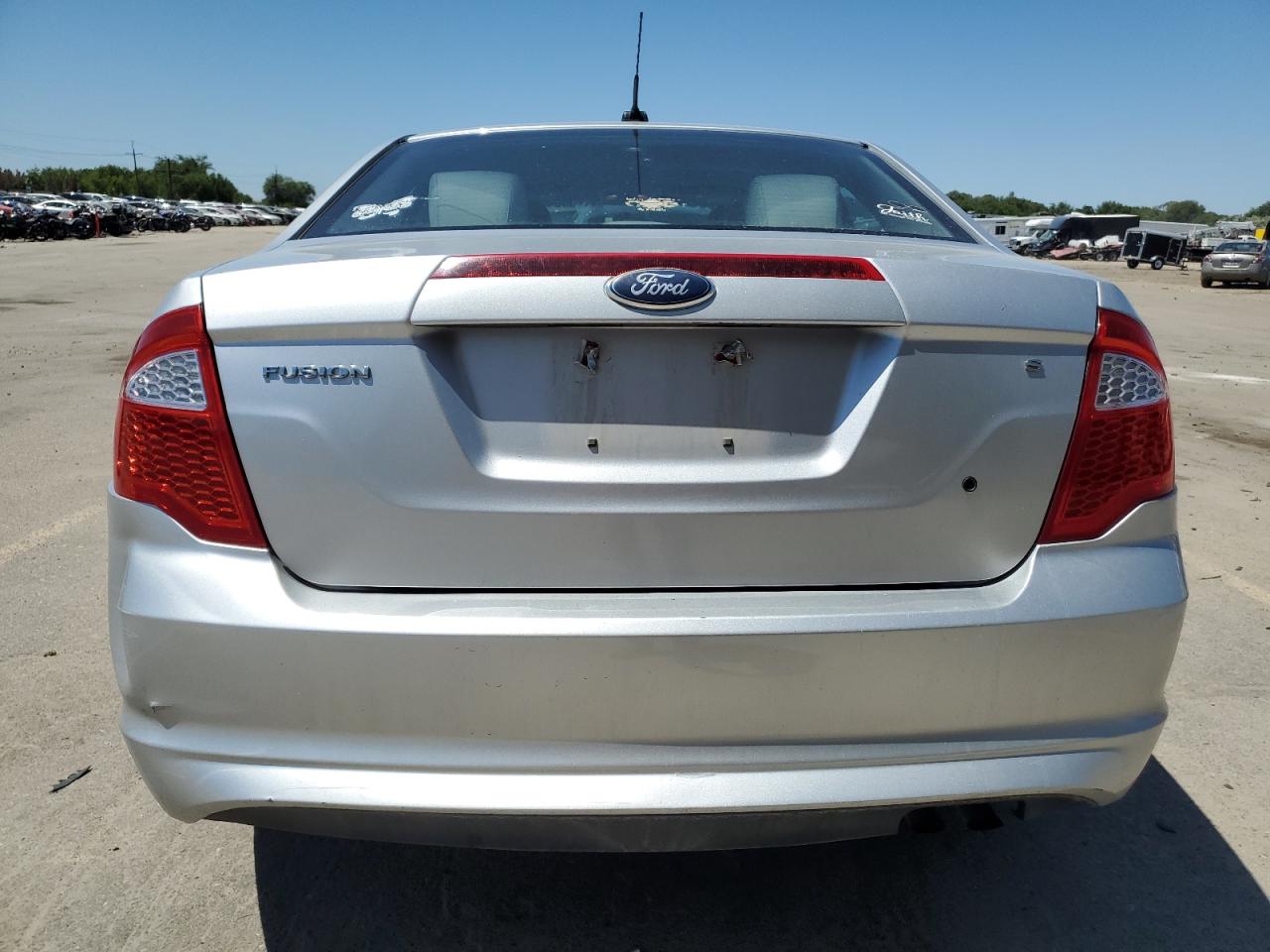 2011 Ford Fusion S VIN: 3FAHP0GA7BR226784 Lot: 58843564
