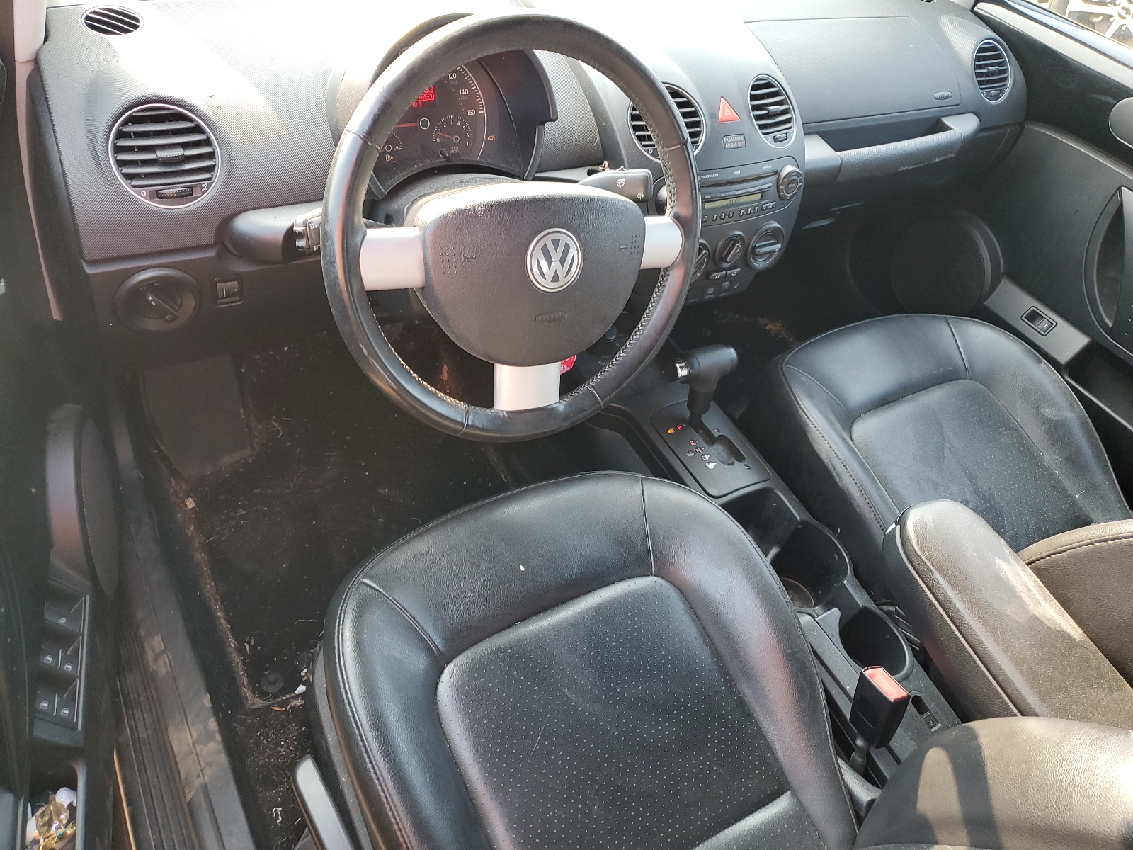 3VWRW3AL2AM007365 2010 Volkswagen New Beetle