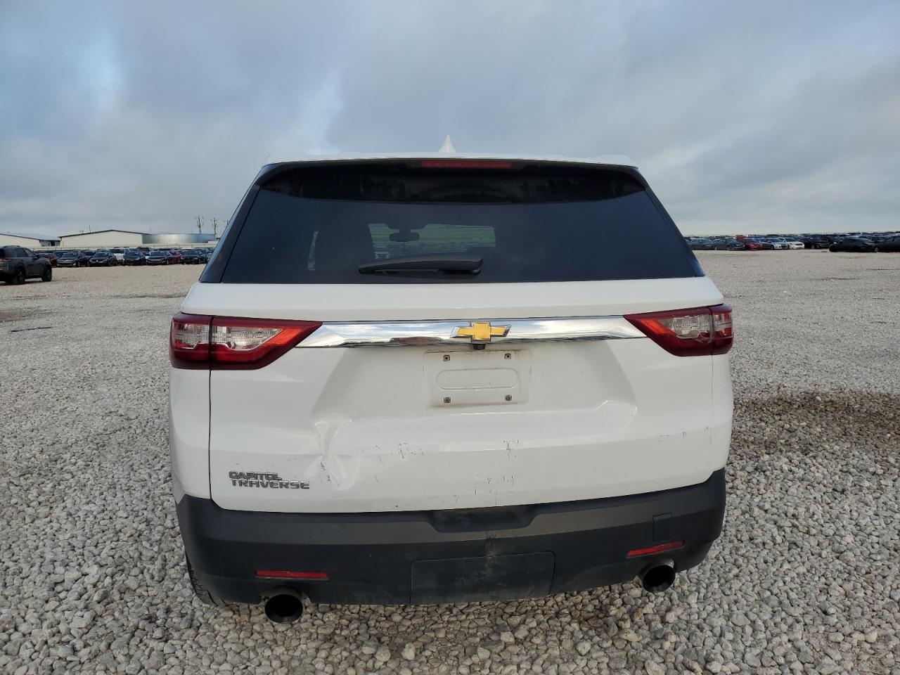 2020 Chevrolet Traverse Ls VIN: 1GNERFKW0LJ141317 Lot: 71916414
