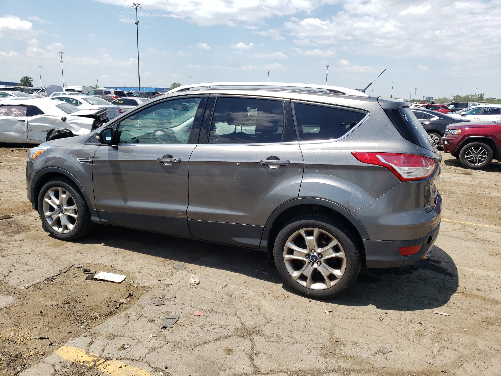 1FMCU0JX7EUD71729 2014 Ford Escape Titanium