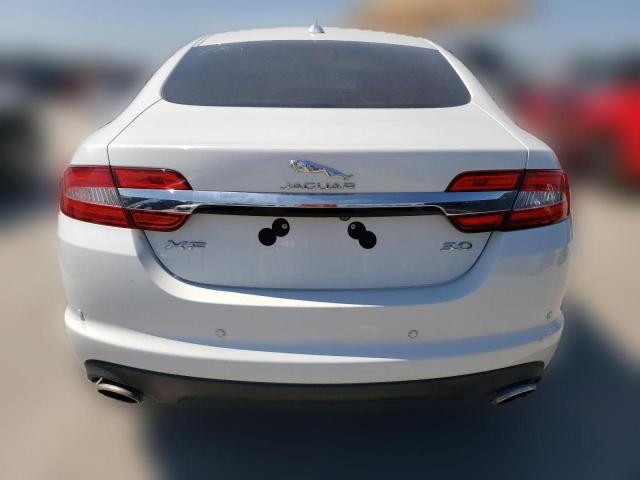 Седани JAGUAR XF 2014 Білий