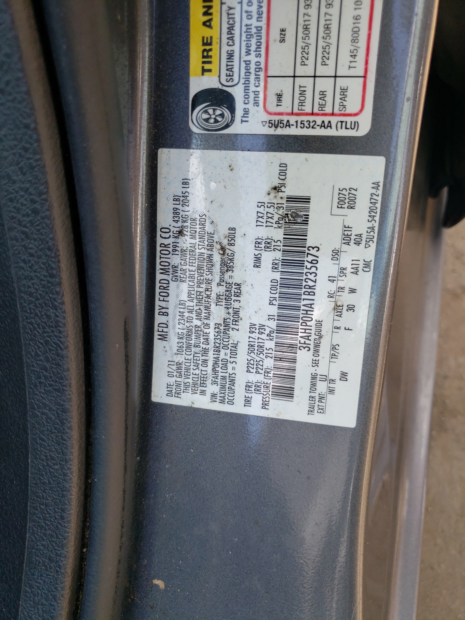 3FAHP0HA1BR235673 2011 Ford Fusion Se