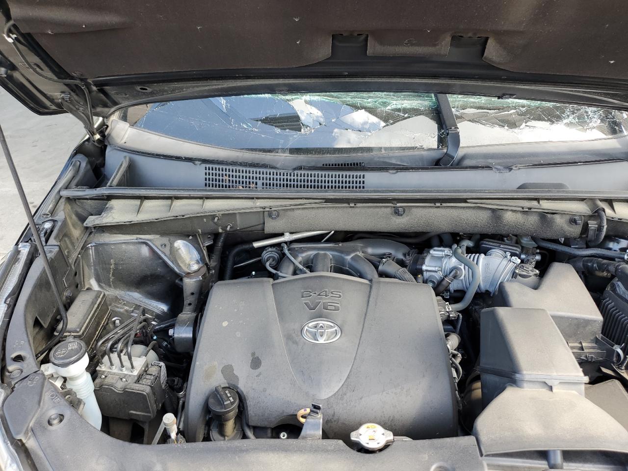 2018 Toyota Highlander Se VIN: 5TDKZRFHXJS281688 Lot: 59771484